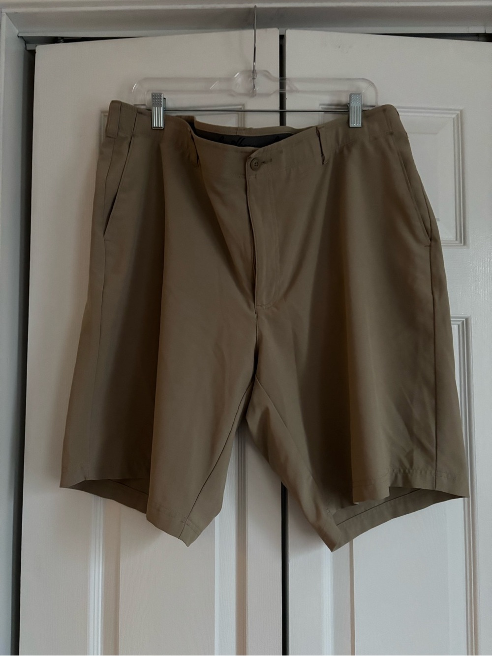 Hogan Men's Flat Front Shorts in Khaki